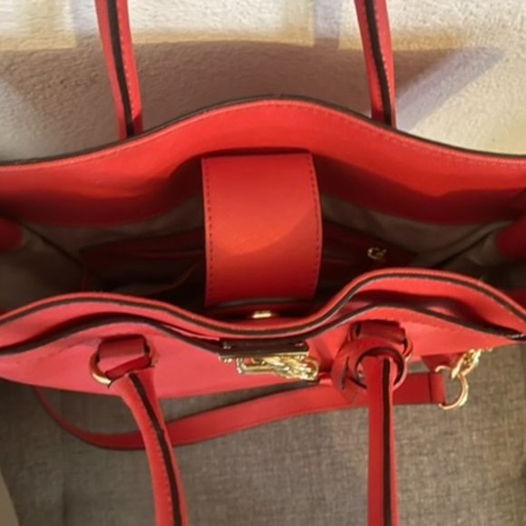 🥰MK Hamilton Bag Large🥰 - Picture 5 of 9